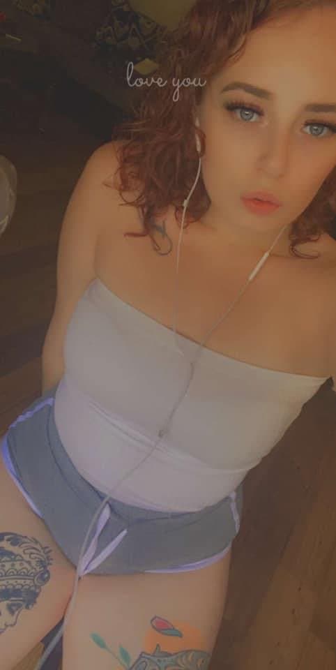 Ghetto white friend with ass loves bbc