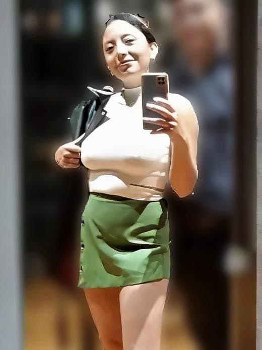 TREMENDA FLACA TETONA ARGENTINA/SKINNY ARGENTINA WITH HUGE TITS (SOFT)