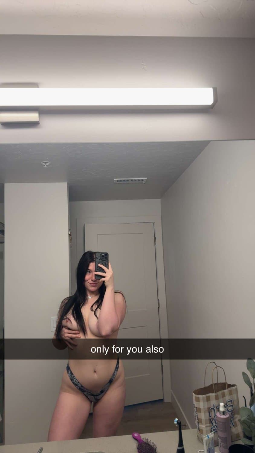 Wife’s second time being shared and getting ready to be fucked.