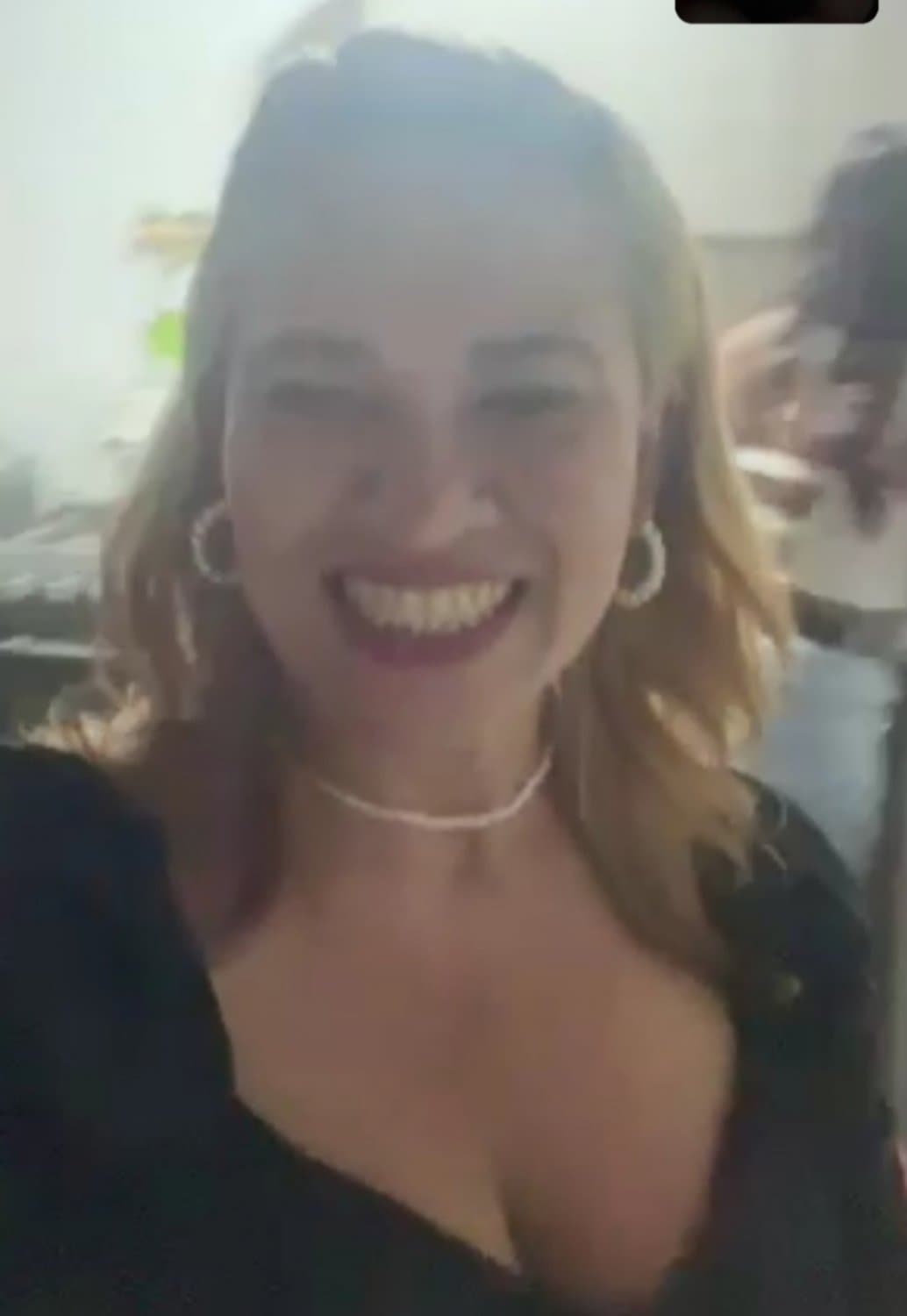 she 46 years old hot Latino milk loves to f*** no condom is needed she will swallow loves c** in her