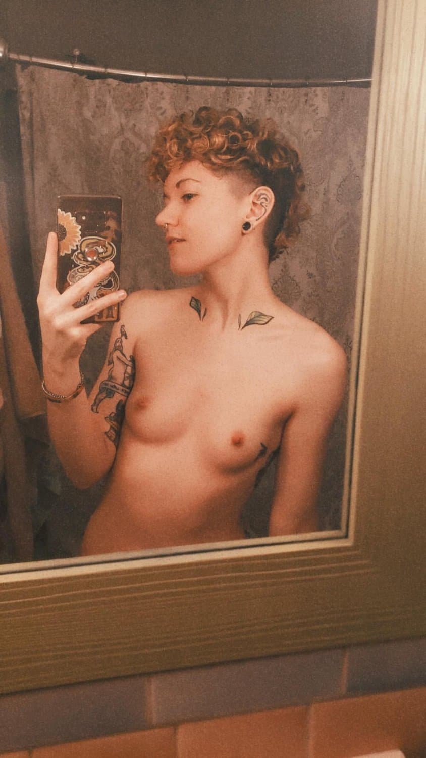 White Stud Dyke Lil Fox