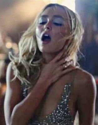 Lily-Rose Depp Such A Beautiful Slut!! How I love To Suck On Those Hard Nipples Of Hers ????