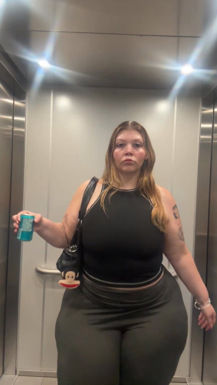 Click to view full size MASSIVE HUGE ASS SSBBW