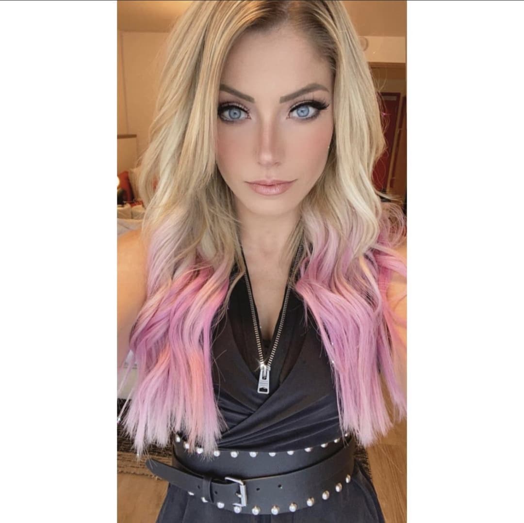 Alexa bliss la troia della wwe