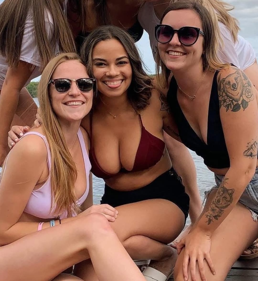 Black whore loves showing up her friends w her giant tits. None of them can compete