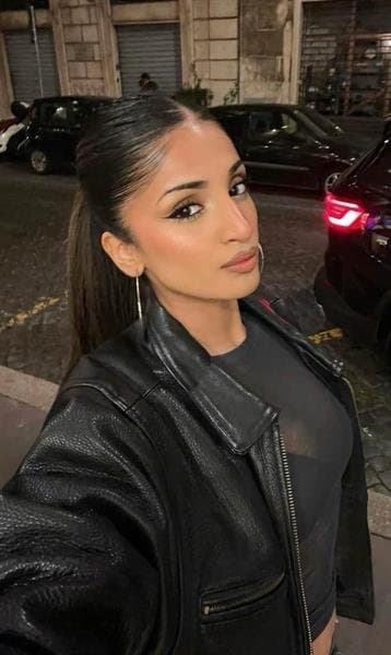 I fucked lots of Indian hoes. Hindu, punjabi, desi, bhabhi, curry bunnies. I like them a lot.