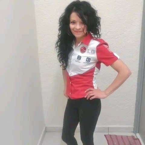 Vendedora mexicana sexi de Elektra