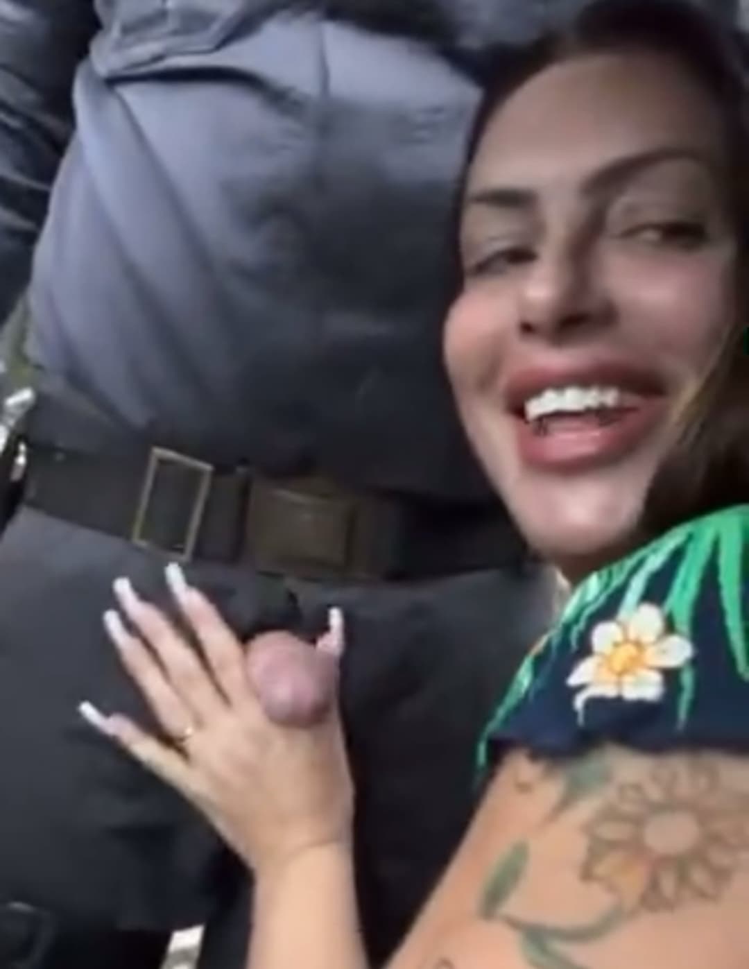 CHUPOU O POLICIAL PRA NÃO PAGAR MULTA!