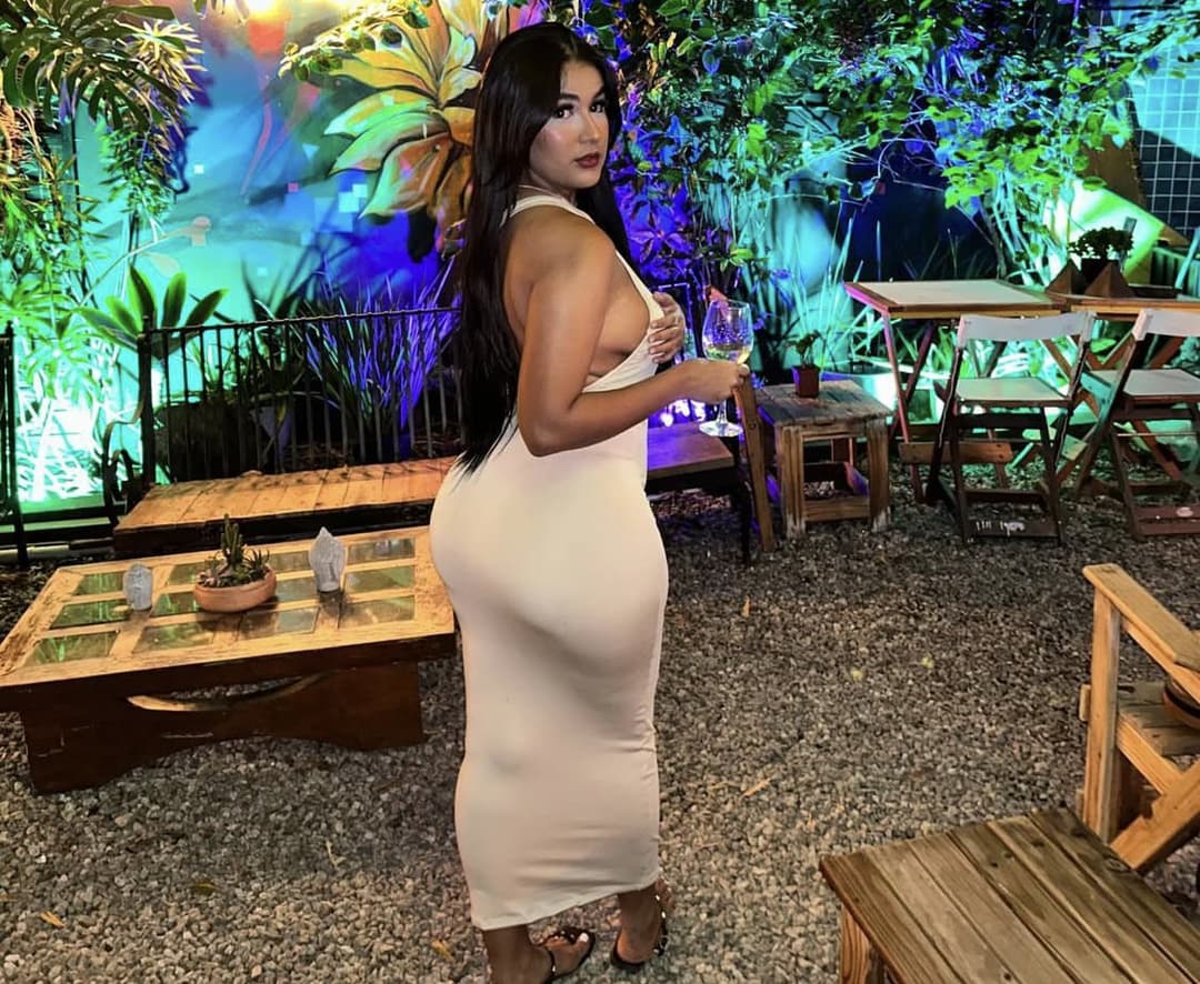 preta da bunda gigante rj metendo muito