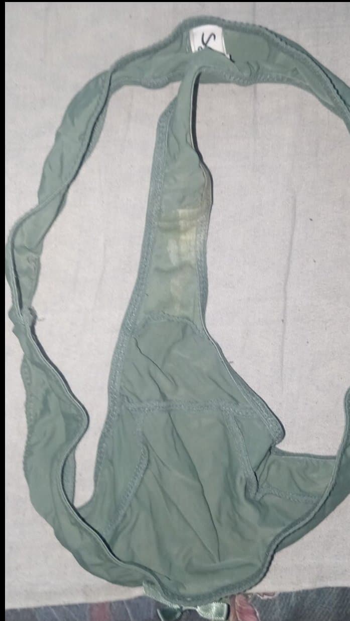 Rafayblanca González bien ??siempre trae los calzones  porque todos los días se la meto por