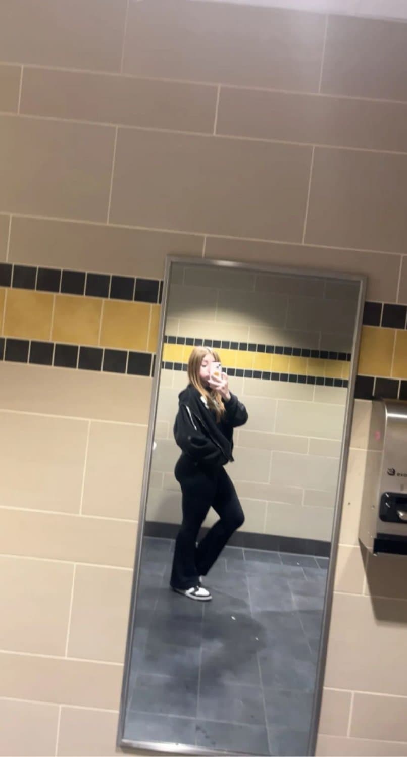 fat ass bubble butt pawg emma melka (lmk if yall want creepshots)