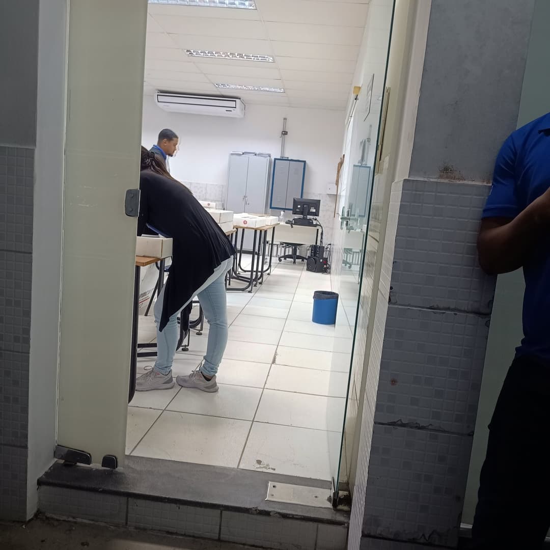 Candid ass that I took (college and bus stop) #7