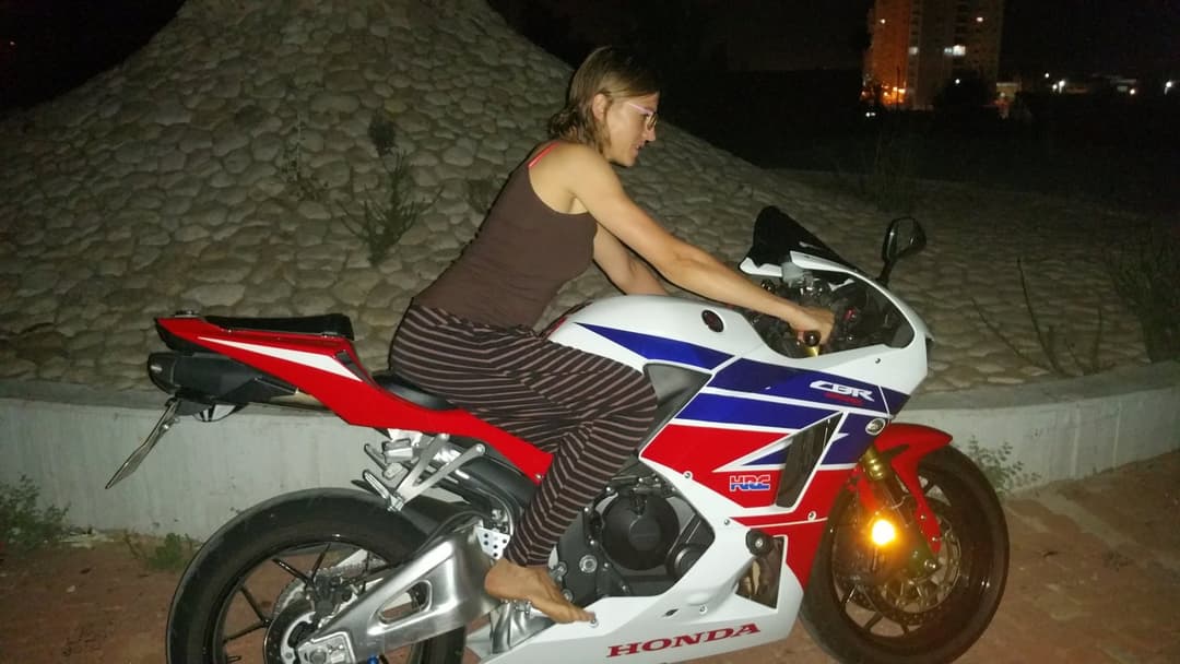 Boss on Bke Fucks Irina Secretary