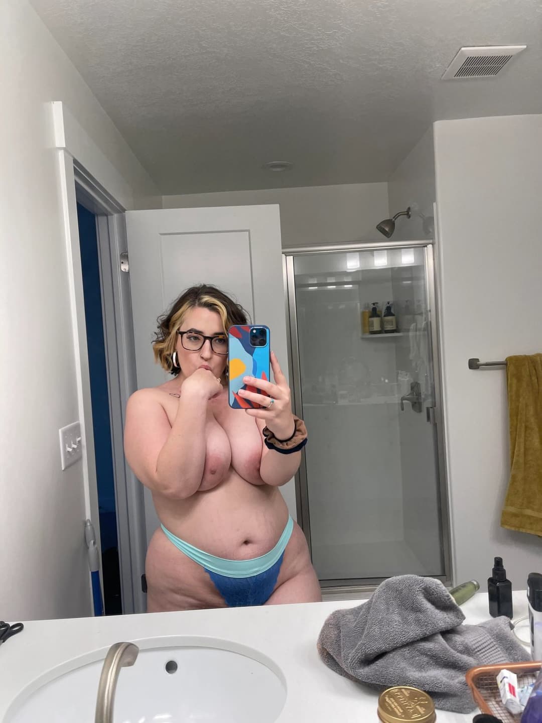 Nerdy Fat Fuck Pig Mom With Big Tits & Hairy Cunt