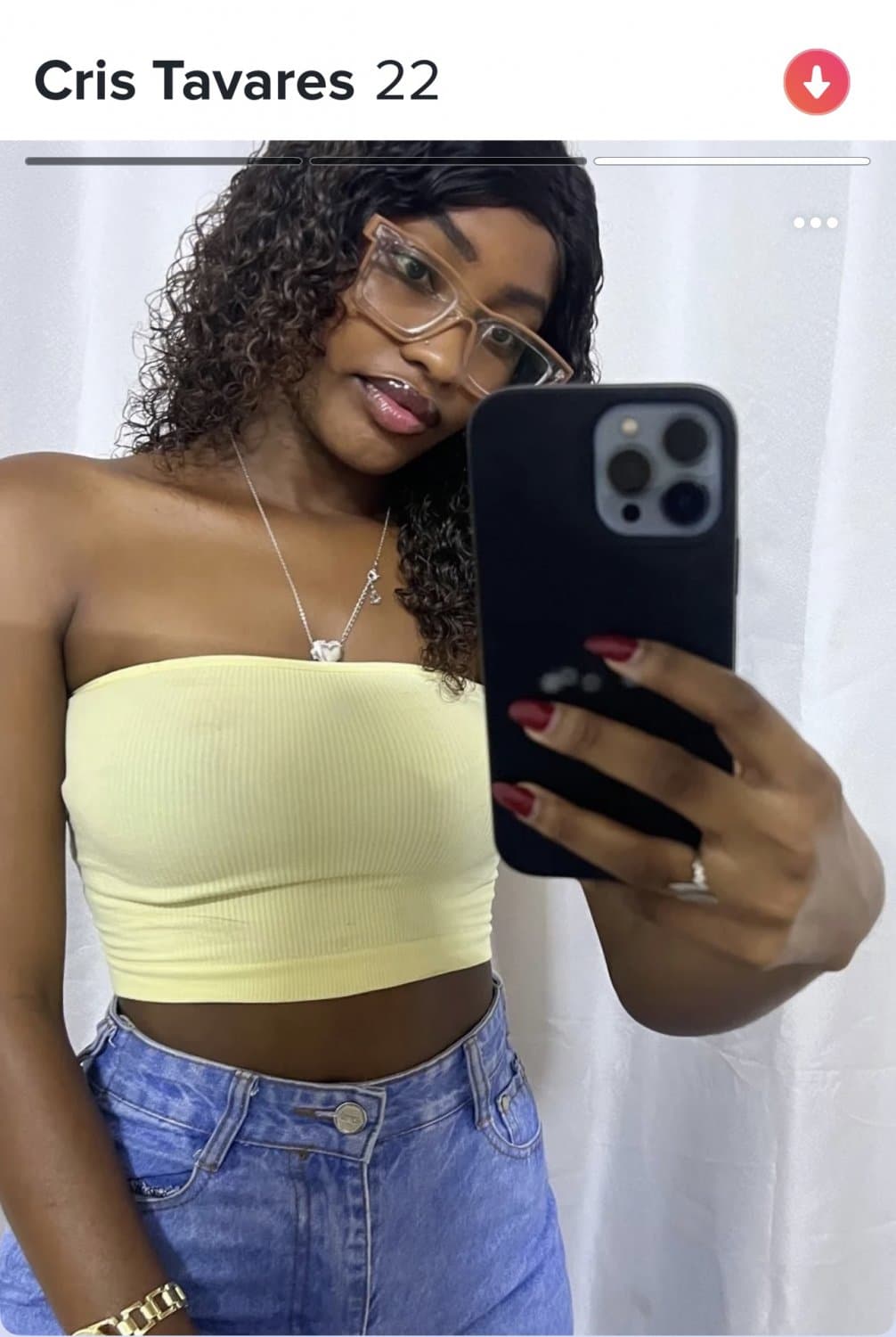 Maquiagem em dia,unhas em dia,tas no ponto Cris?