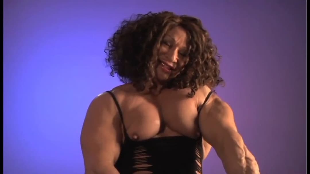 Oil her muscle armpits with the fruit of your masturbation