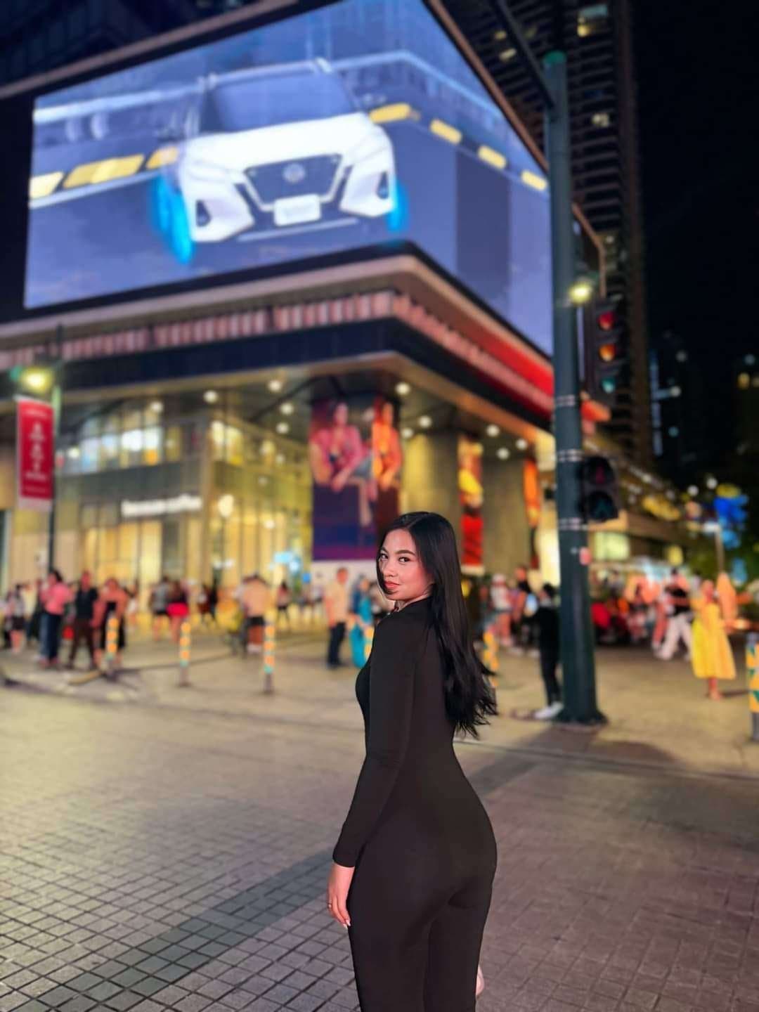 Kyla, 19 | Slim thick Asian babe shows off her curvy ass and hot tits