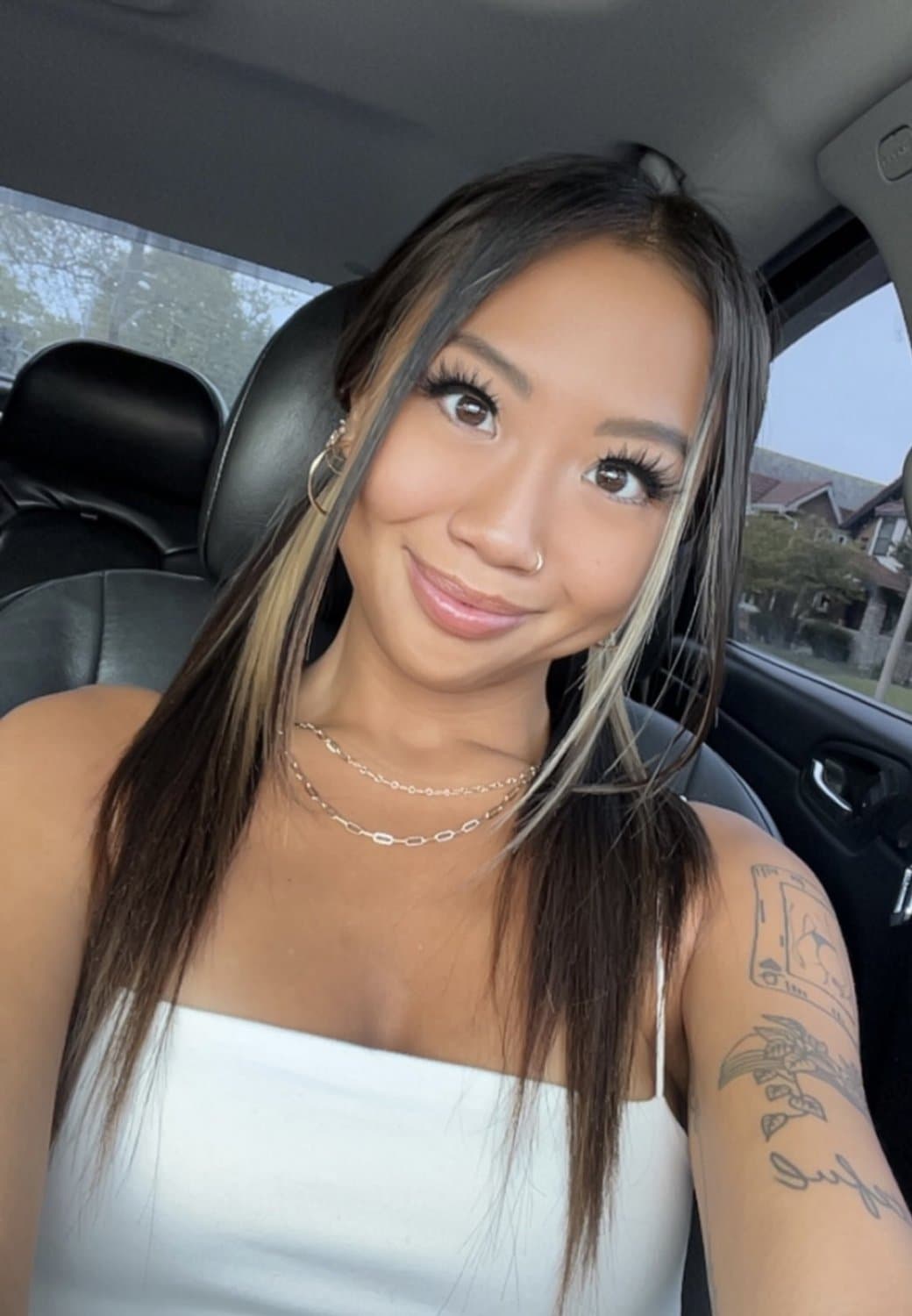 ASIAN AMATEUR LEAKS HOTBABE HARD THREEWAY BABE867