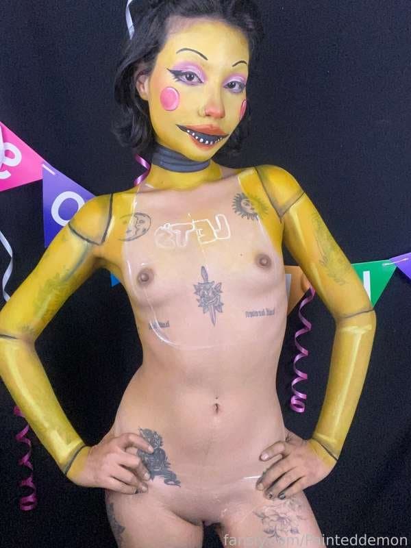 Teen latina colombiana amateur leaked body paint cute