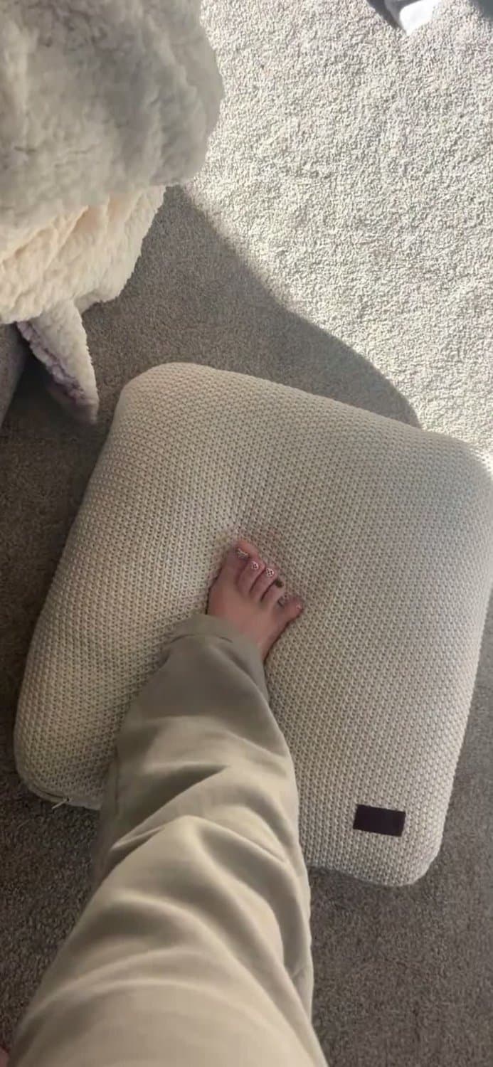 Barely legal 19 yo blonde teen gf leaked deepthroat blowjob sexy feet dm/comment for more of her