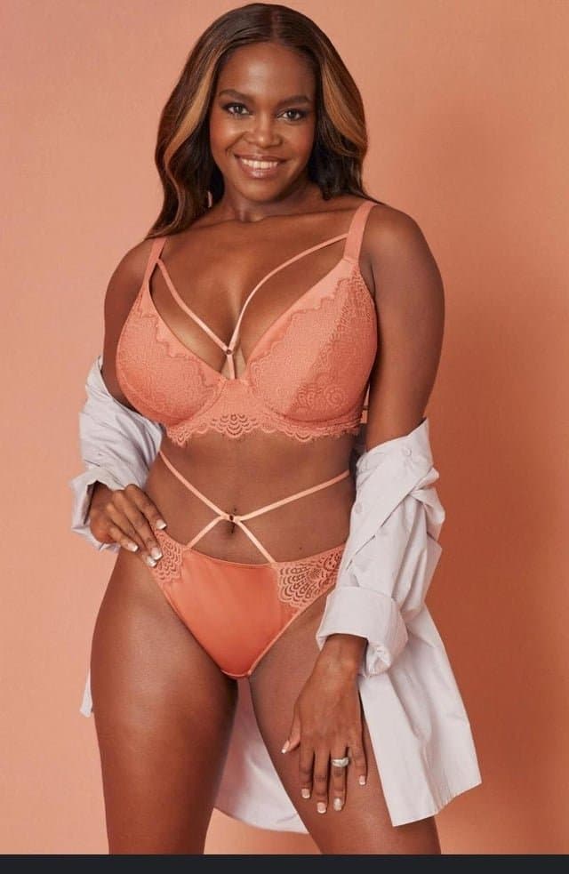 Oti Mabuse- Sexy South African dancer   ????