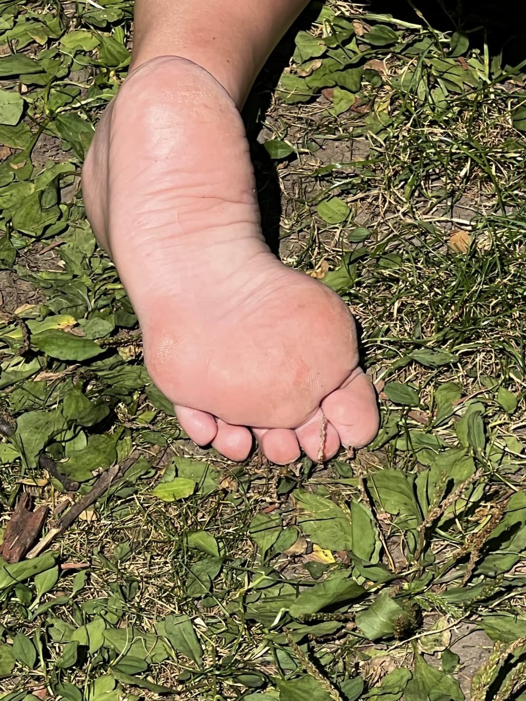 Click to view full size Step-moms archy feet