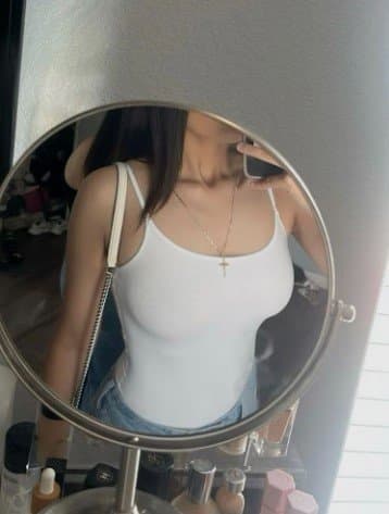 Izzy the gooning Bimbo