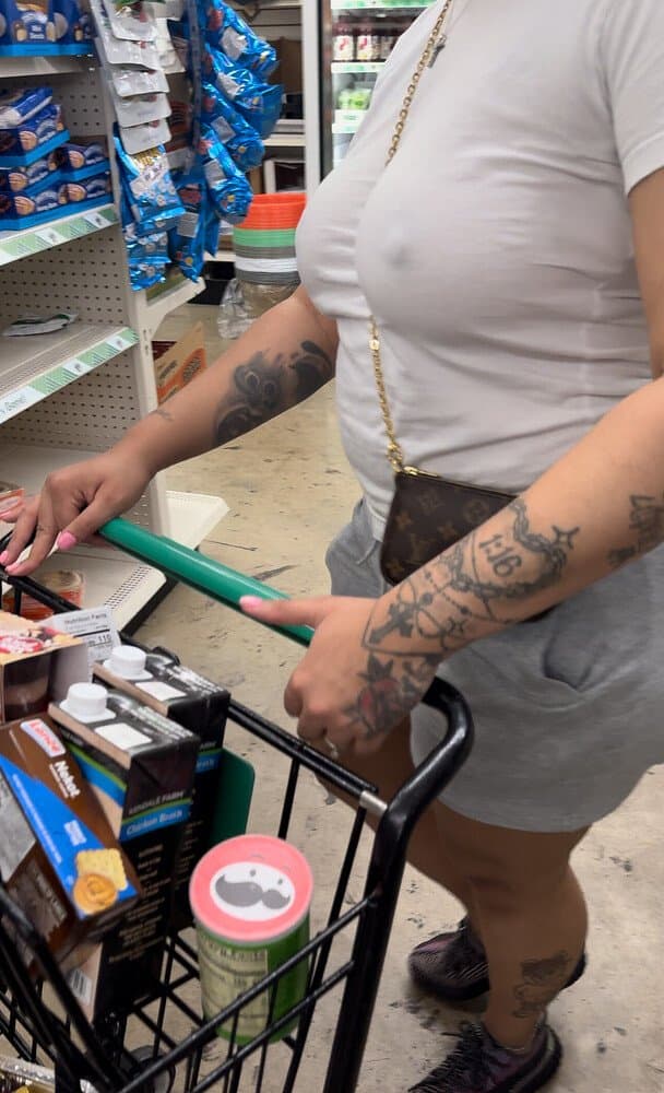 Thick Puerto Rican With Pokies