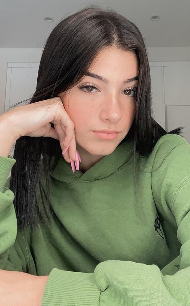 Charlie hotd‘amelio ??