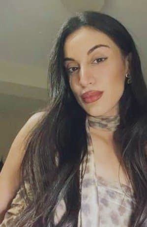 Cute Waitress gets a thick cum load by a Turkish shisha bar owner