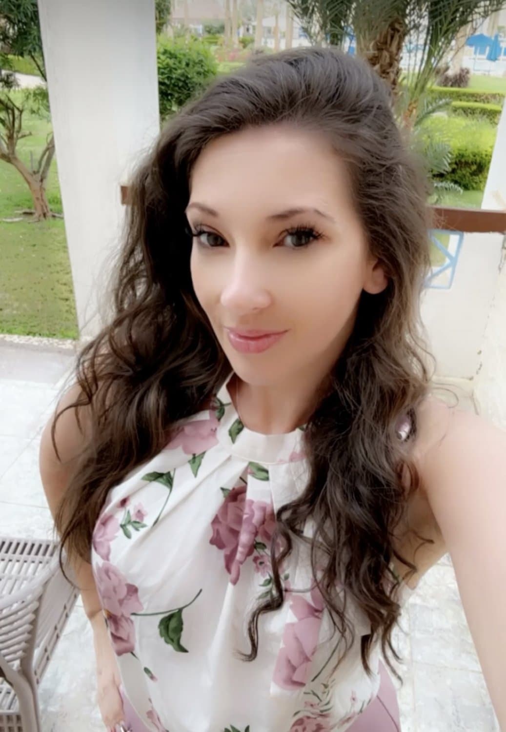 Hot Milf shows her lovely tits and ass