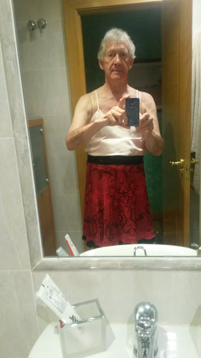 1Fernando Afeminado Lencería Mujer Rosa (2)