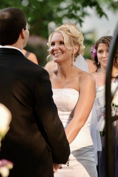 Someone’s wife caught on camera stripping wet & naked for some lesbo action at spring break!