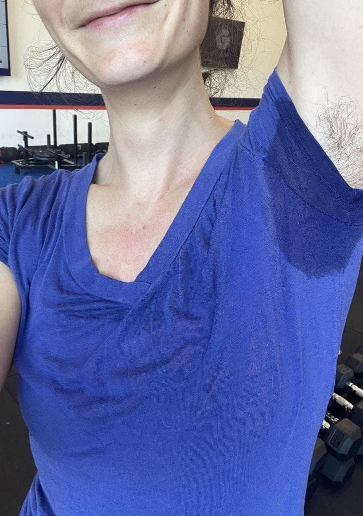 sweaty hairy armpits chic