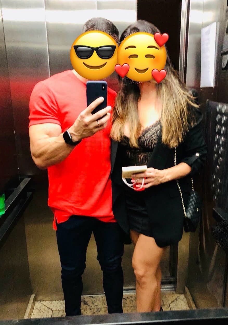 Liberou a Esposa no Glory Hole