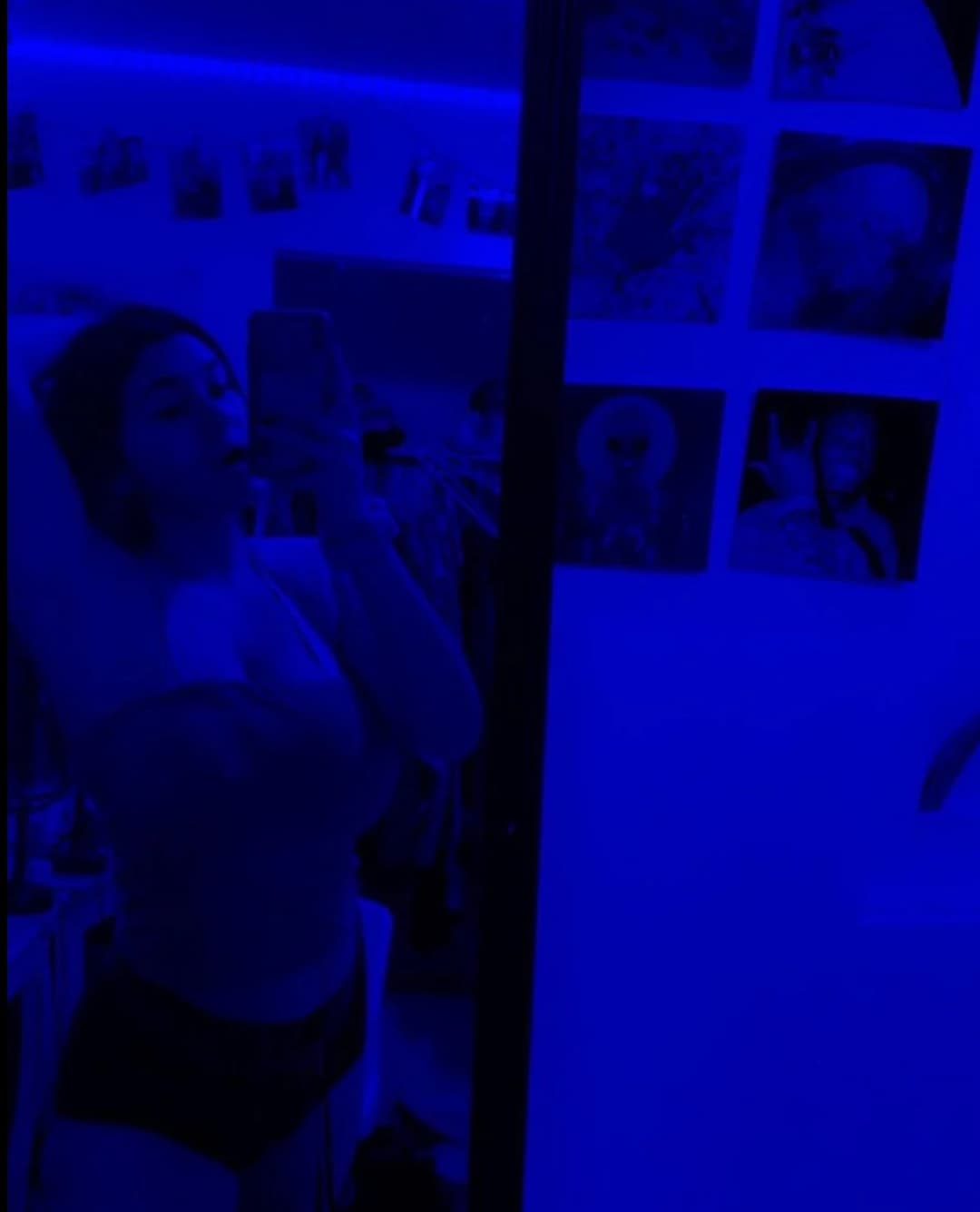 Arabella Sigworth Massive Tits Teen