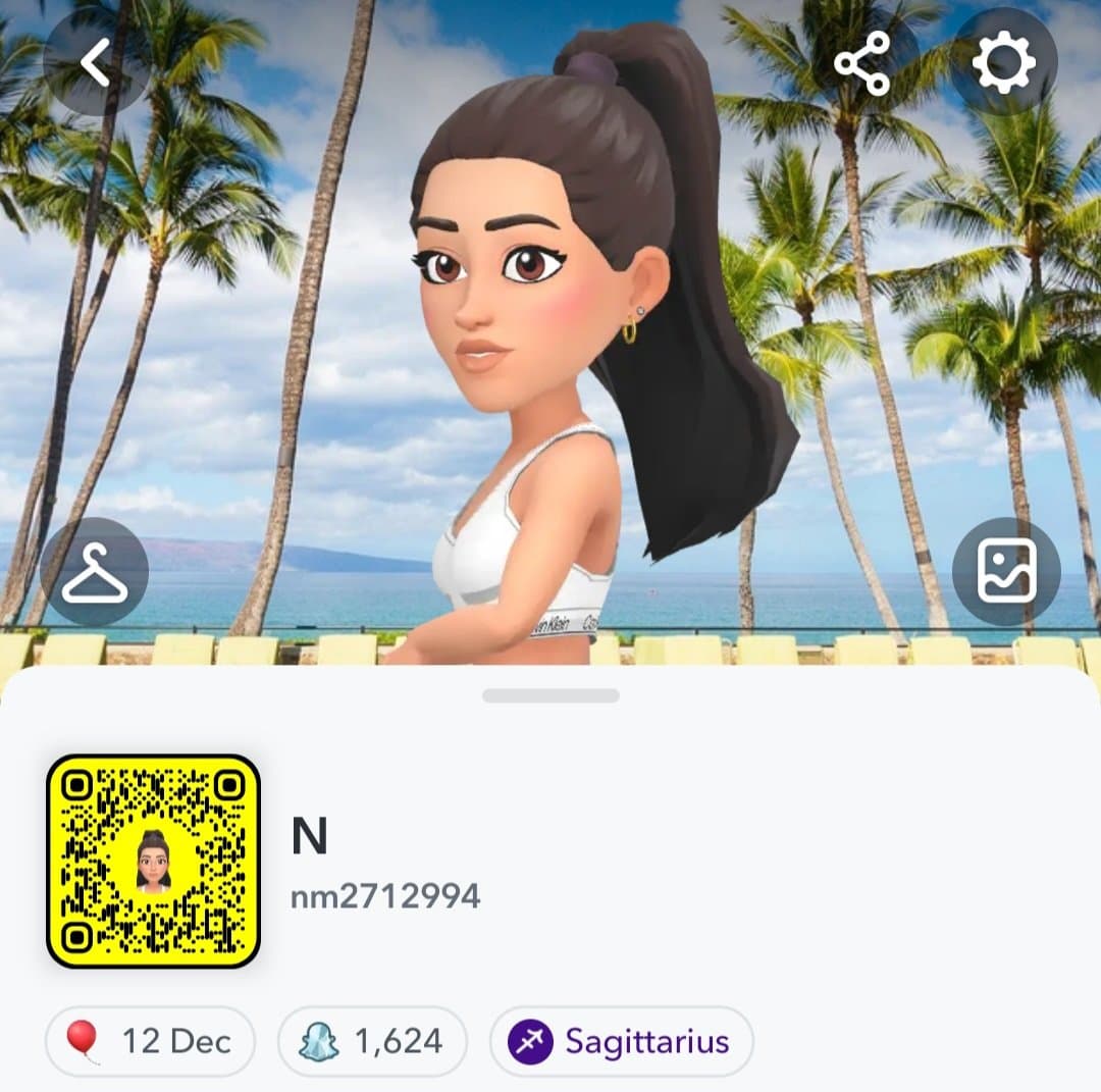 Uk surrey slut go tell her what you would do to her my kik is uklondon28 tell me too