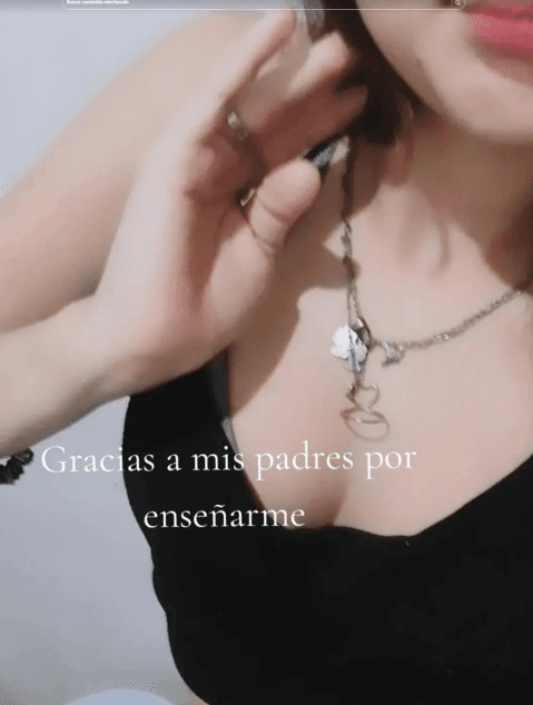 Zaureth Gonzalez pack de fotos y videos Cachondos de sus ricas tetas y video de su vajina rica HMO