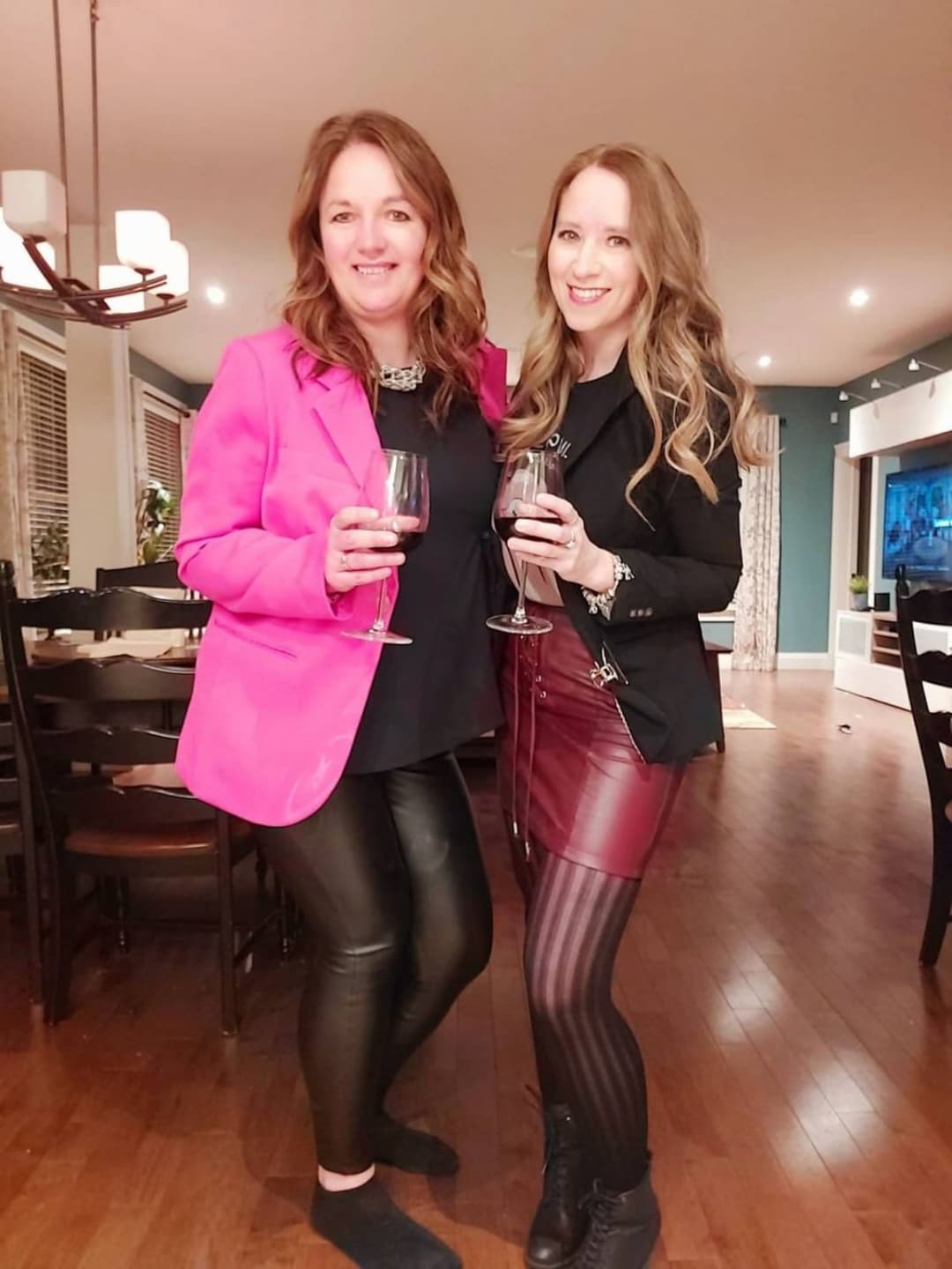 Sexy 43yo milf Carrie Anne Goodwin