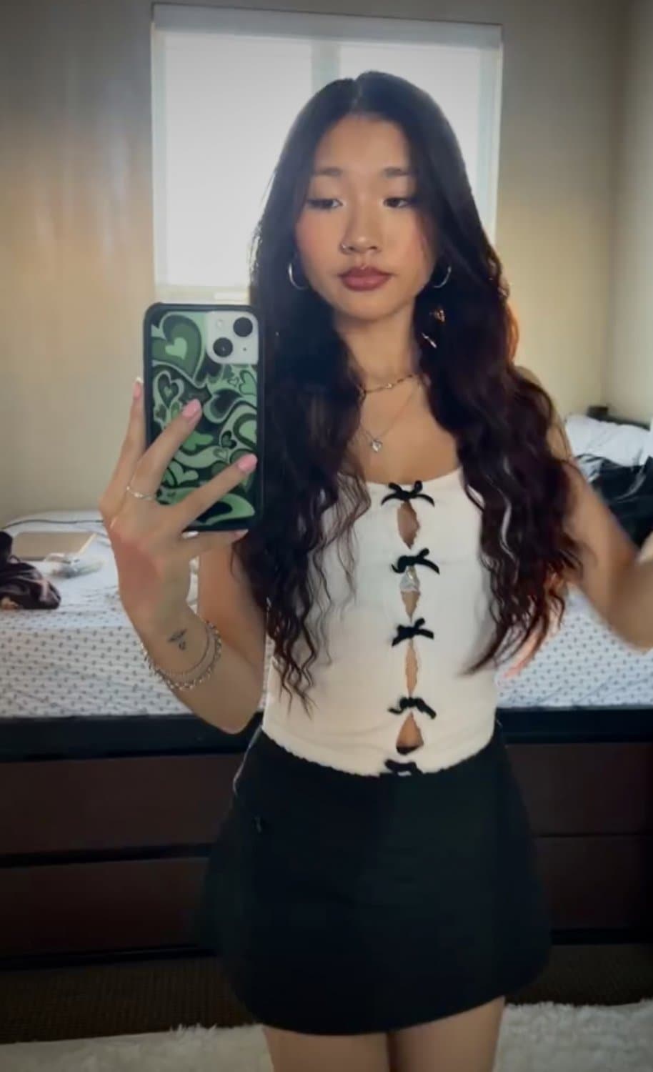 She loves cum and huge cock. Goon Slut. Ahegao teen.