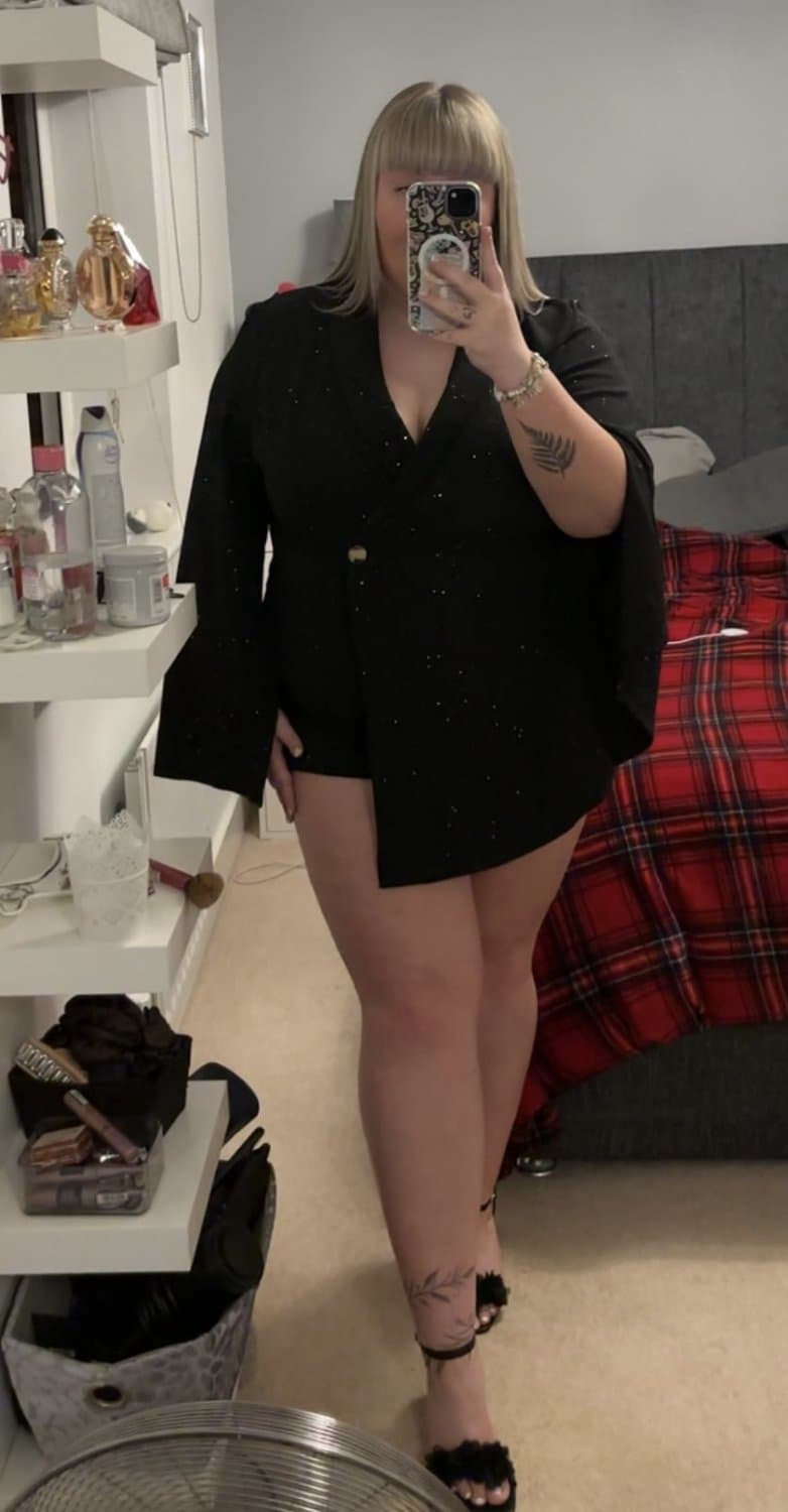 Pawg teen dick tease snap