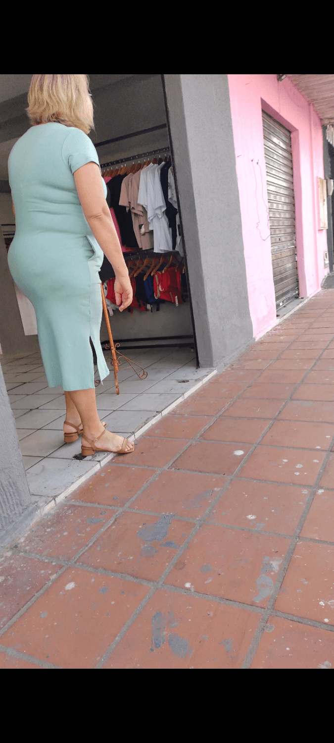 Crente do bundão cheio de celulite