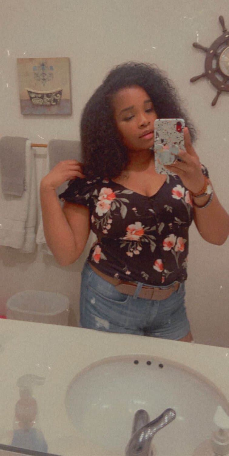 Pizza Driver from cali said she wanna be famous.