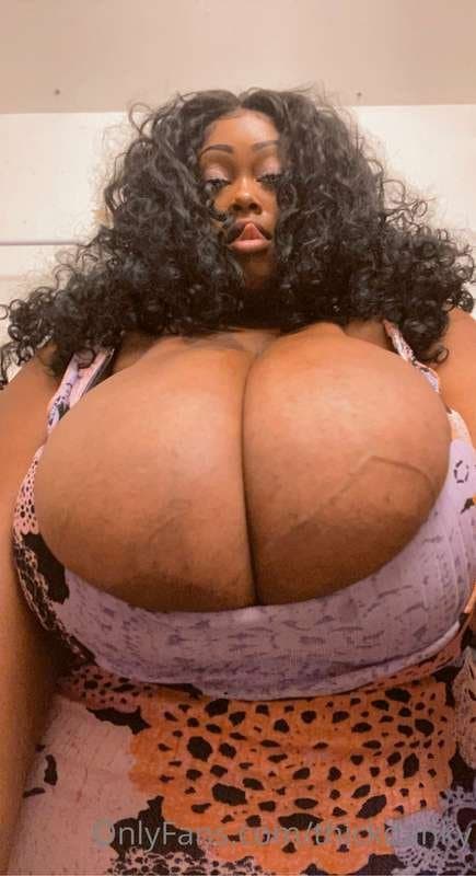 Click to view full size Massive tits Ebony bbw ??????