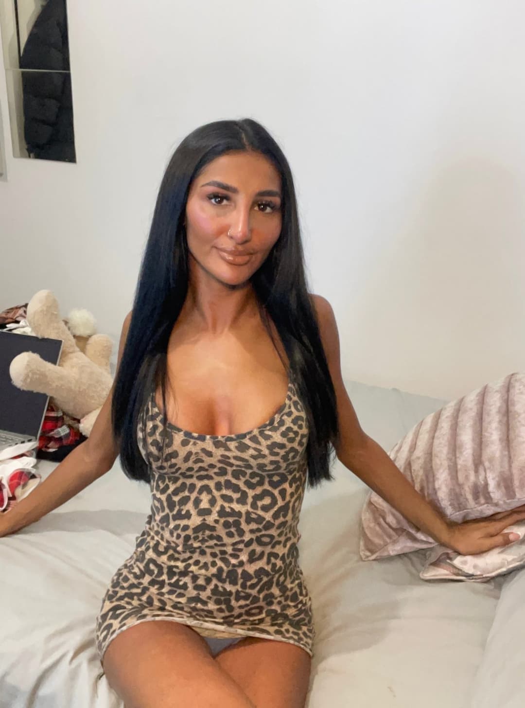 Animal print dress + hot Asian = fuck time