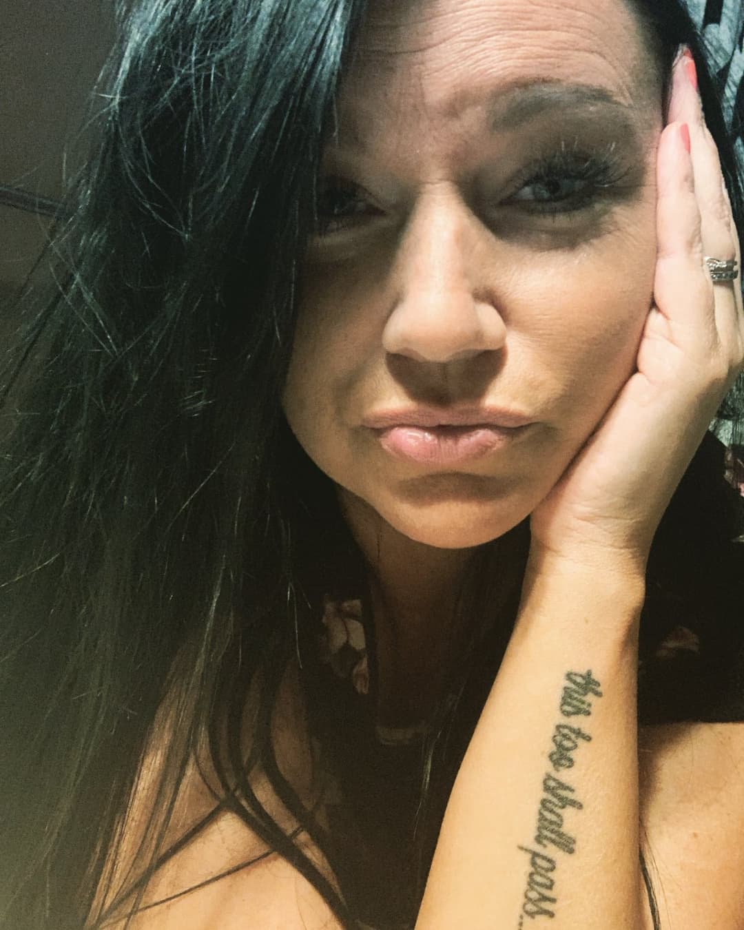 Click to view full size Michigan Slut Alana loves hung older men vacationing in Clearwater Sept looking now kik rentMYW1fe