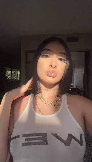 20 year old Latina escort that I f in the past ❌‼‼NONE UNDER AGE OF 25‼‼❌ NO BARE❌ NO GFE❌ NO DATY❌