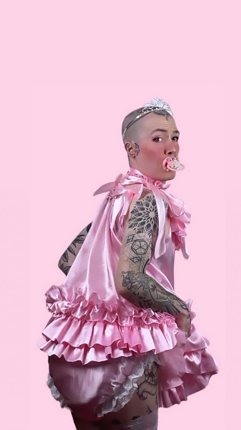 36 Year Old Sissy Slave bitch Derek Leaked Humiliation