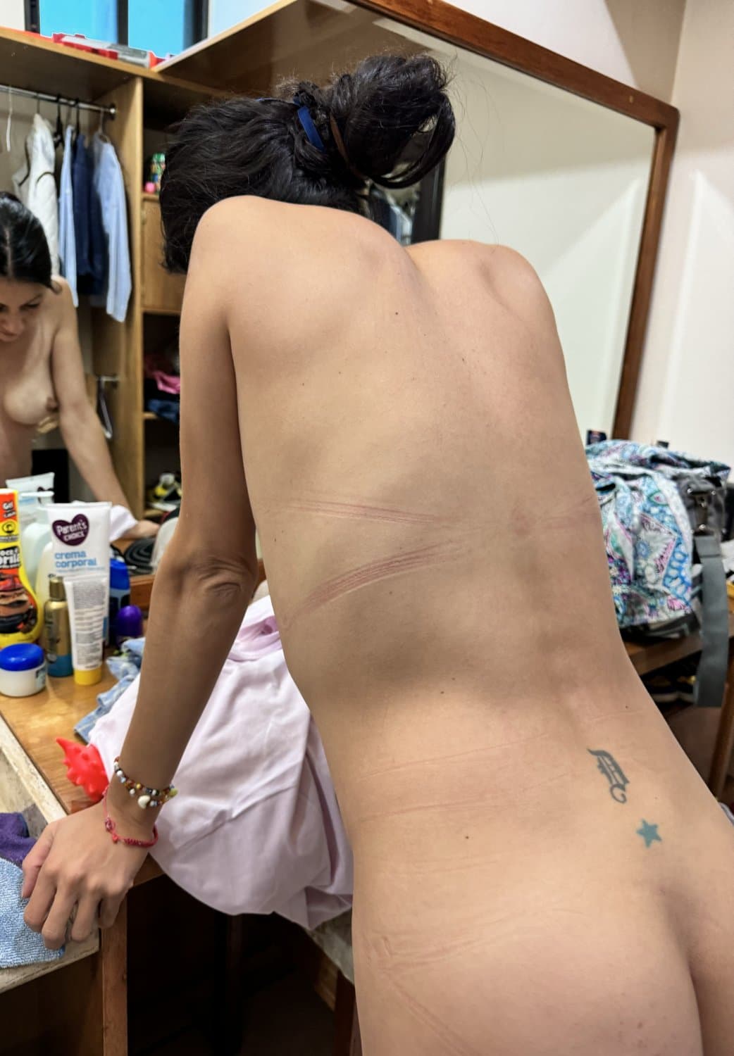 Esposa Puta Con Tetas Chicas