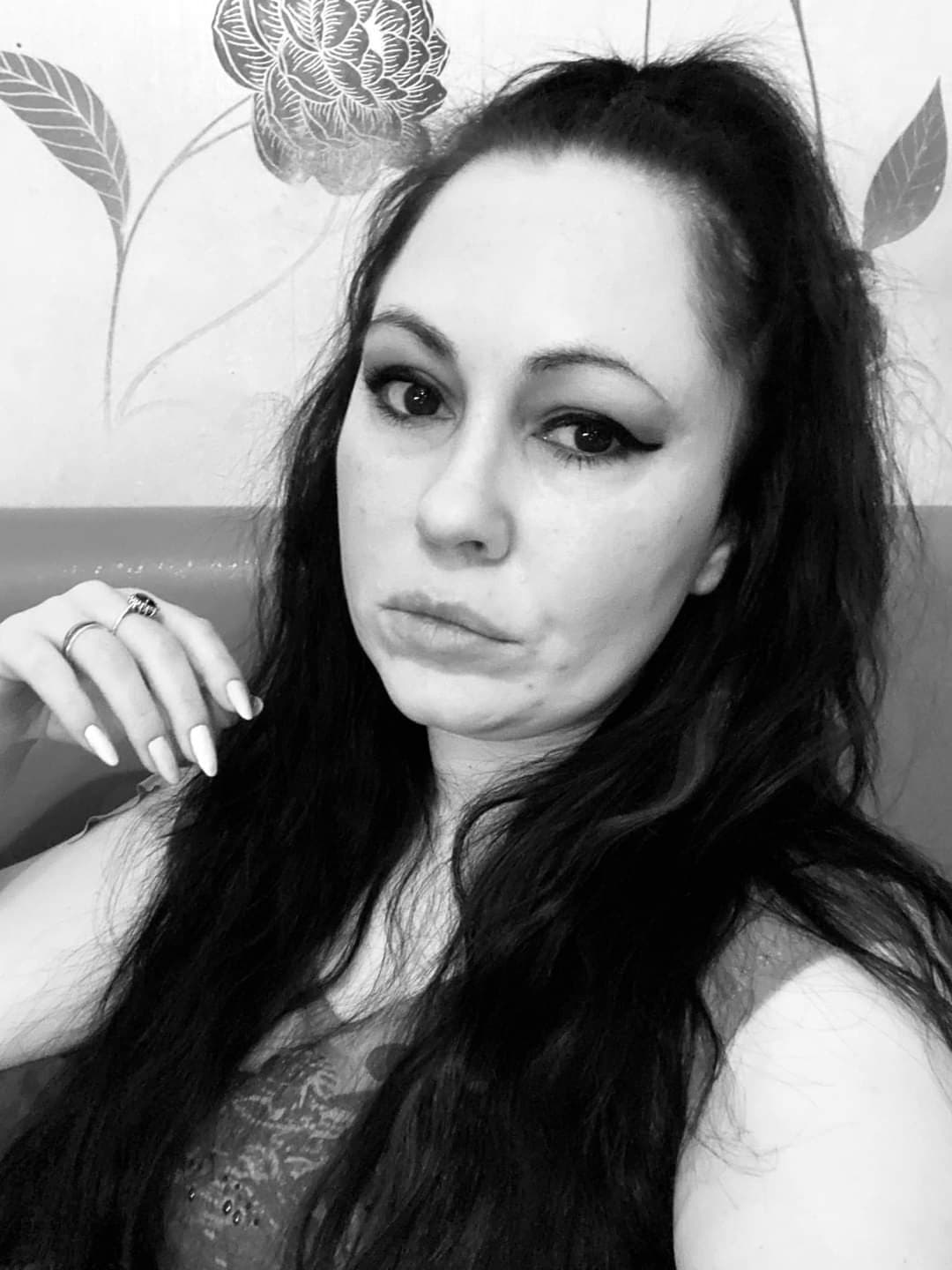 Stupid married uk slut kerry in all her glory